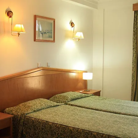Colina Do Mar Otel 3*
