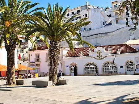 Colina Do Mar Αλμπουφέιρα