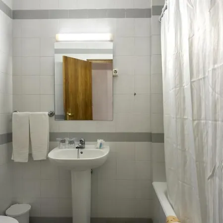 Colina Do Mar Αλμπουφέιρα