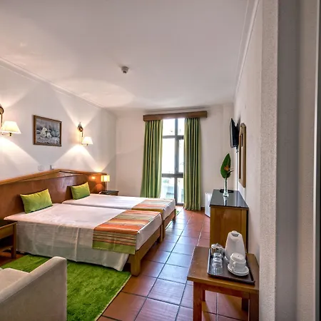 Colina Do Mar Готель 3*