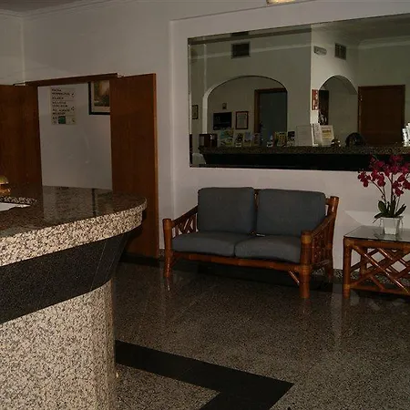 Готель Colina Do Mar