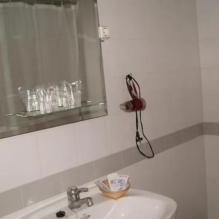 科利纳多玛酒店 3*