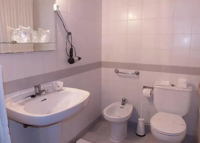 科利纳多玛酒店 3* 阿尔布费拉